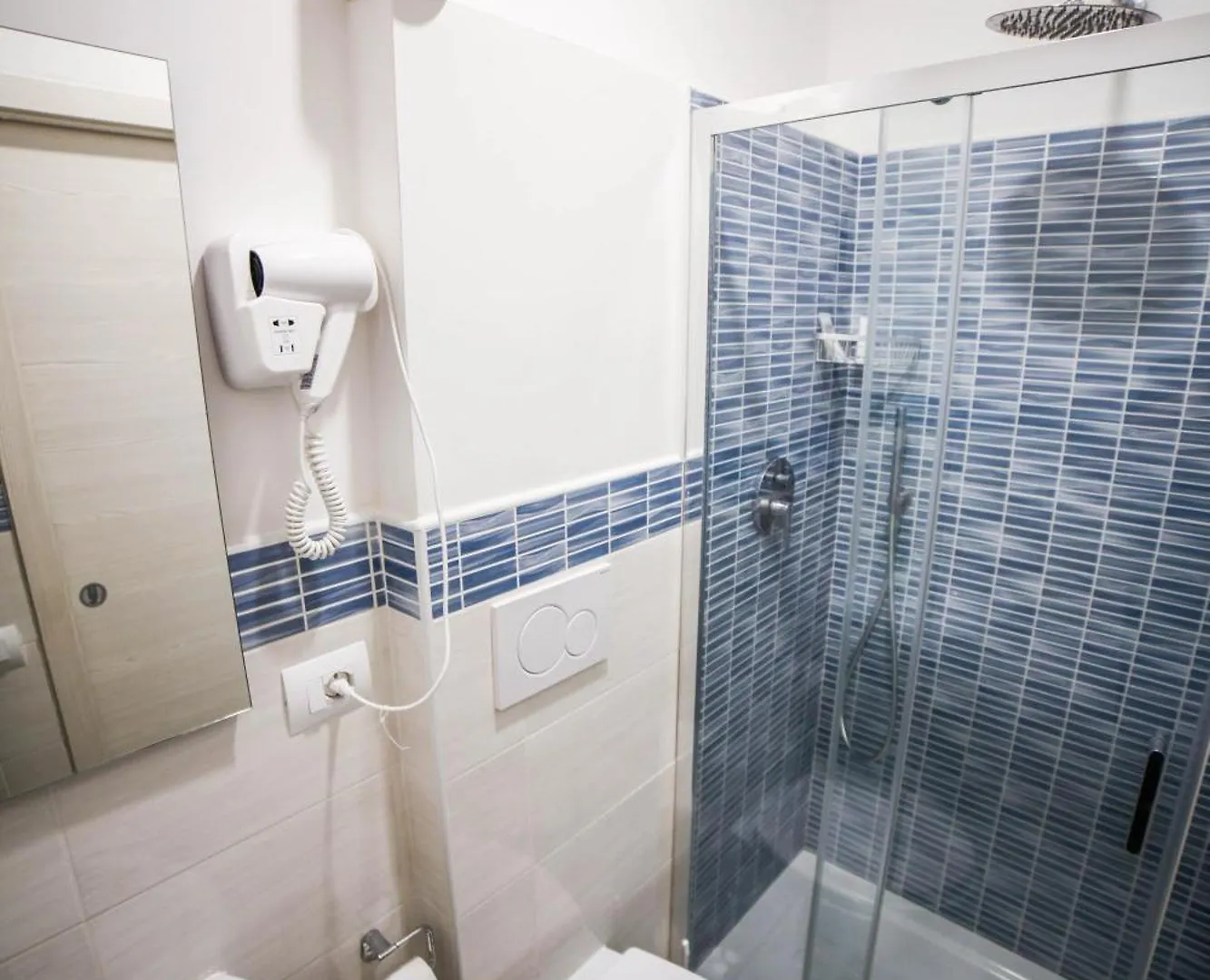 Alojamento de Acomodação e Pequeno-almoço Cosmo Guesthouse Roma